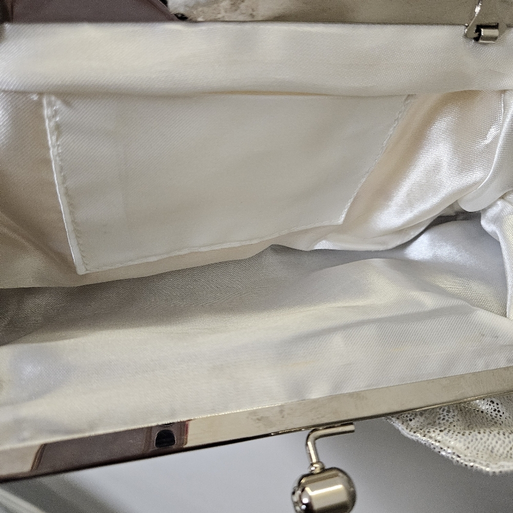 Elegant Silver Clutch Bag - Picture 10 of 13